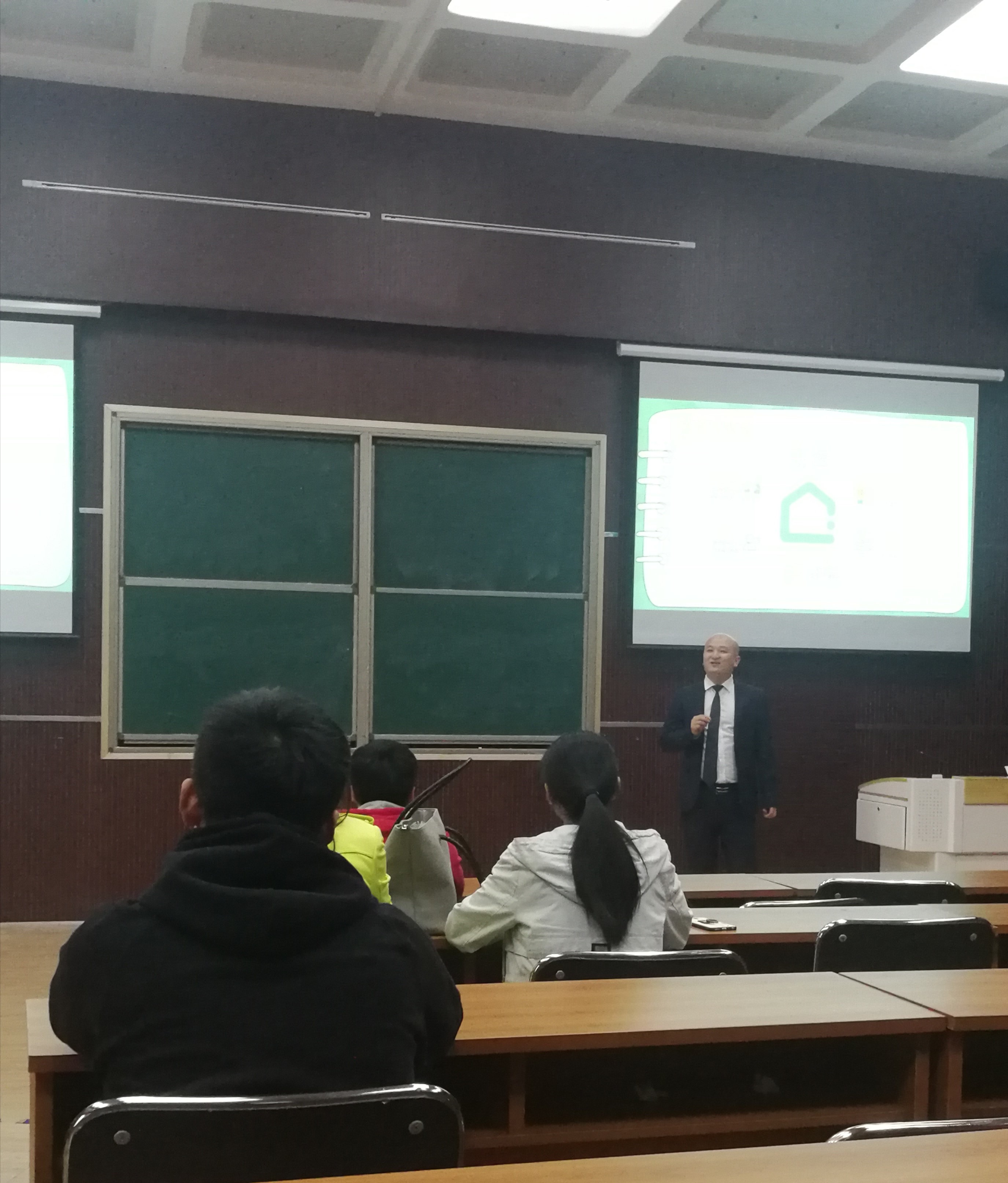 1539839752461057030.jpg 1539839752461057030.jpg